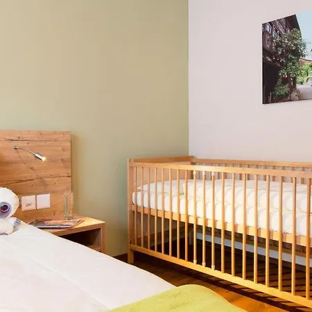 公寓 Sleeps 4 Wifi T425779 *